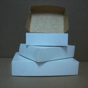 Cajas de cartulina para masas de confitería. En 1/4, 1/2 o 1 kilo.